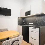 Airport-bus - 13 North - Comfort 4 * Tallinn
