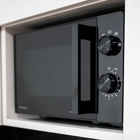 Airport-bus - 13 North - Comfort 4 Ταλίν