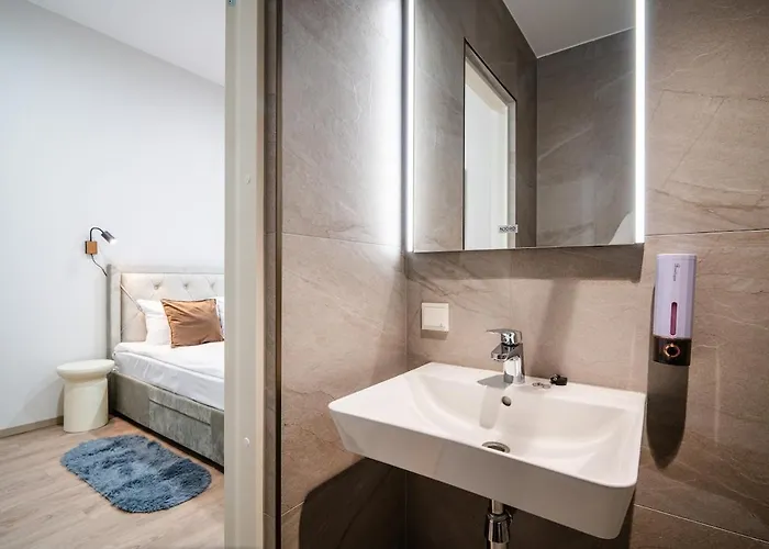 Airport-bus - 13 North - Comfort 4 * Tallinn