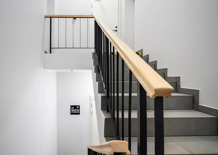 Airport-bus - 13 North - Comfort 4 * Tallinn